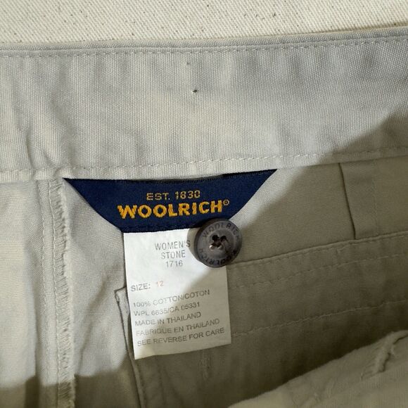 Woolrich Shorts Womens Size 12 Pockets Light Khaki - Picture 3 of 8